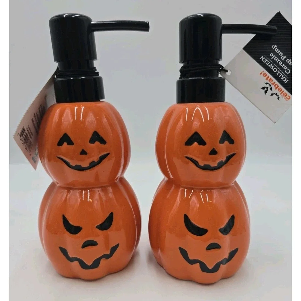 NEW Celebrate It Halloween Ceramic Pumpkin Soap Dispensers 2 Jack O Lantern